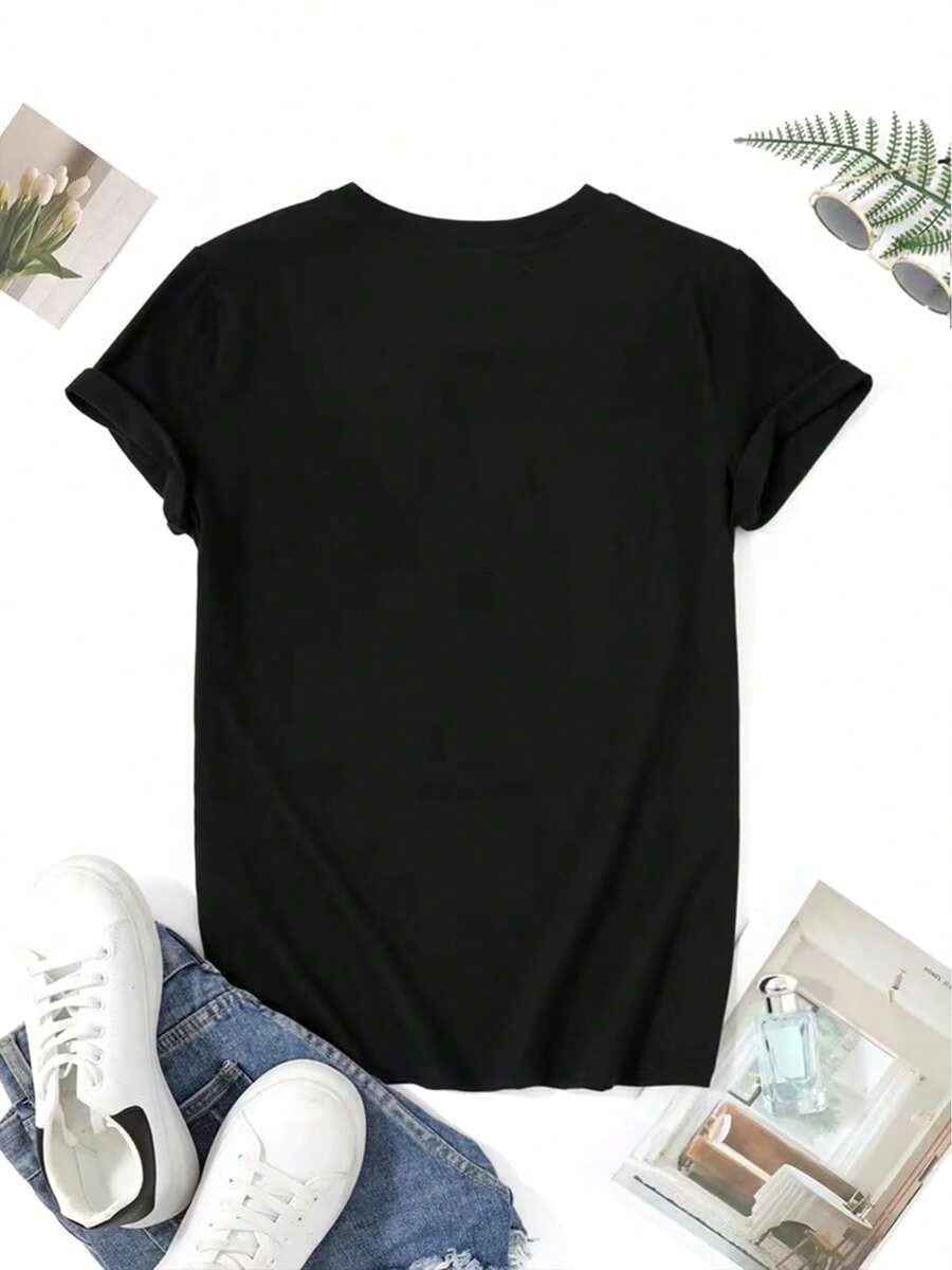 Graphic TeesWomen's Cotton Oversized T-Shirt With Starfish, Flower & Shell Print, Casual Short Sleeve Round Neck Tee, Loose Fit Top, S-5XL Sizes, Summer Beach Vacation Fashion, Soft Breathable Basic T-Shirt For Daily Wearcotton Summer Tops