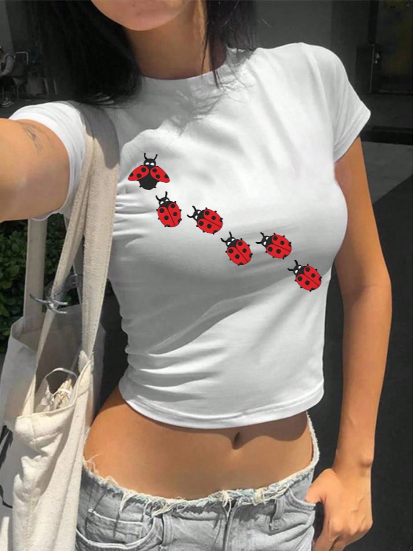 Ladybug Squad Shirt, Ladybug Tribe, Red And Black Spotted Beetle, Ladybug Fan Print Slim Fit Casual Short Sleeve Crew Neck T-Shirt Y2K Hot Girl Style Crop Tops Women