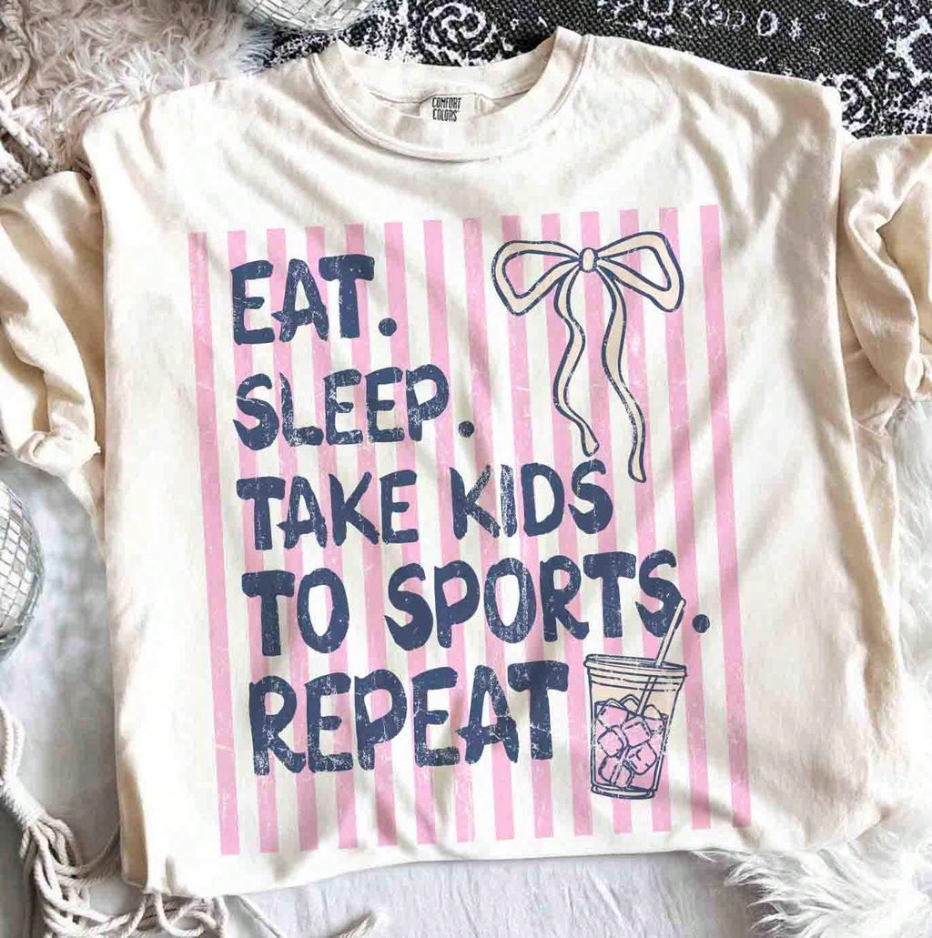 This Short-Sleeved Crew Neck Casual Top Features A Striped Theme: Eating, Drinking, Playing, Exercising With Kids, And A Recurring Baseball Mom Pattern, Perfect For Spring And Summer Wear. (Women's T-Shirt)