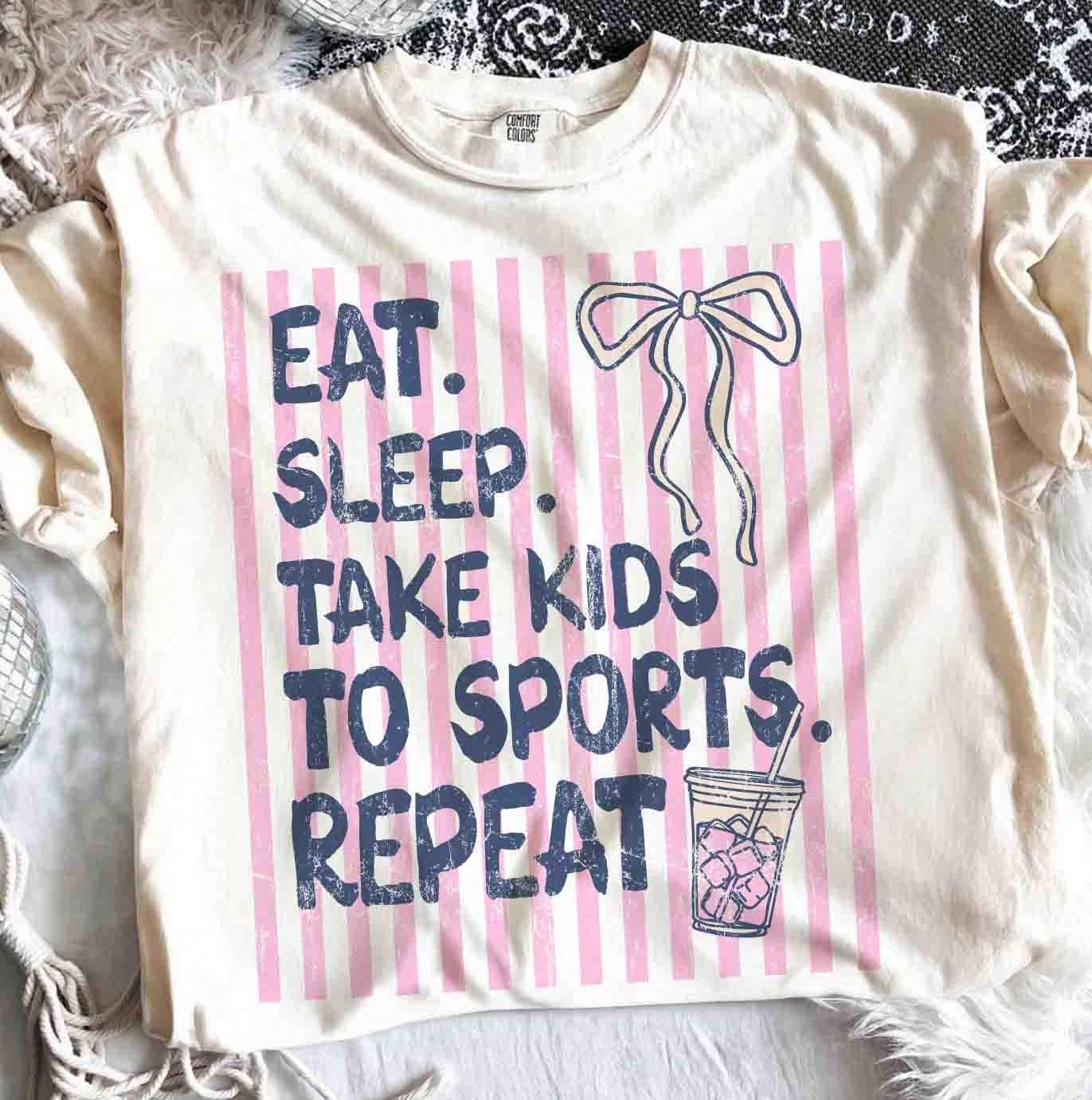This Short-Sleeved Crew Neck Casual Top Features A Striped Theme: Eating, Drinking, Playing, Exercising With Kids, And A Recurring Baseball Mom Pattern, Perfect For Spring And Summer Wear. (Women's T-Shirt)