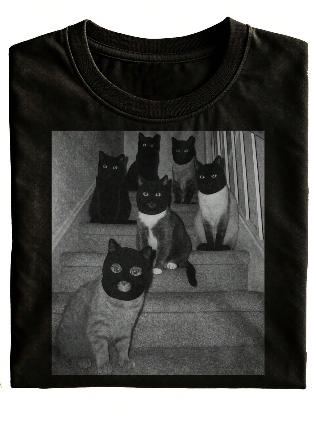 Black T-Shirt With A Humorous Cat Design, Suitable For All Genders, Perfect For Casual Wear Or As A Gift. The Material Is Of High Quality, Making It A Fashionable Choice For Everyday Wear Or Holiday Surprises, Available In Plus Sizes