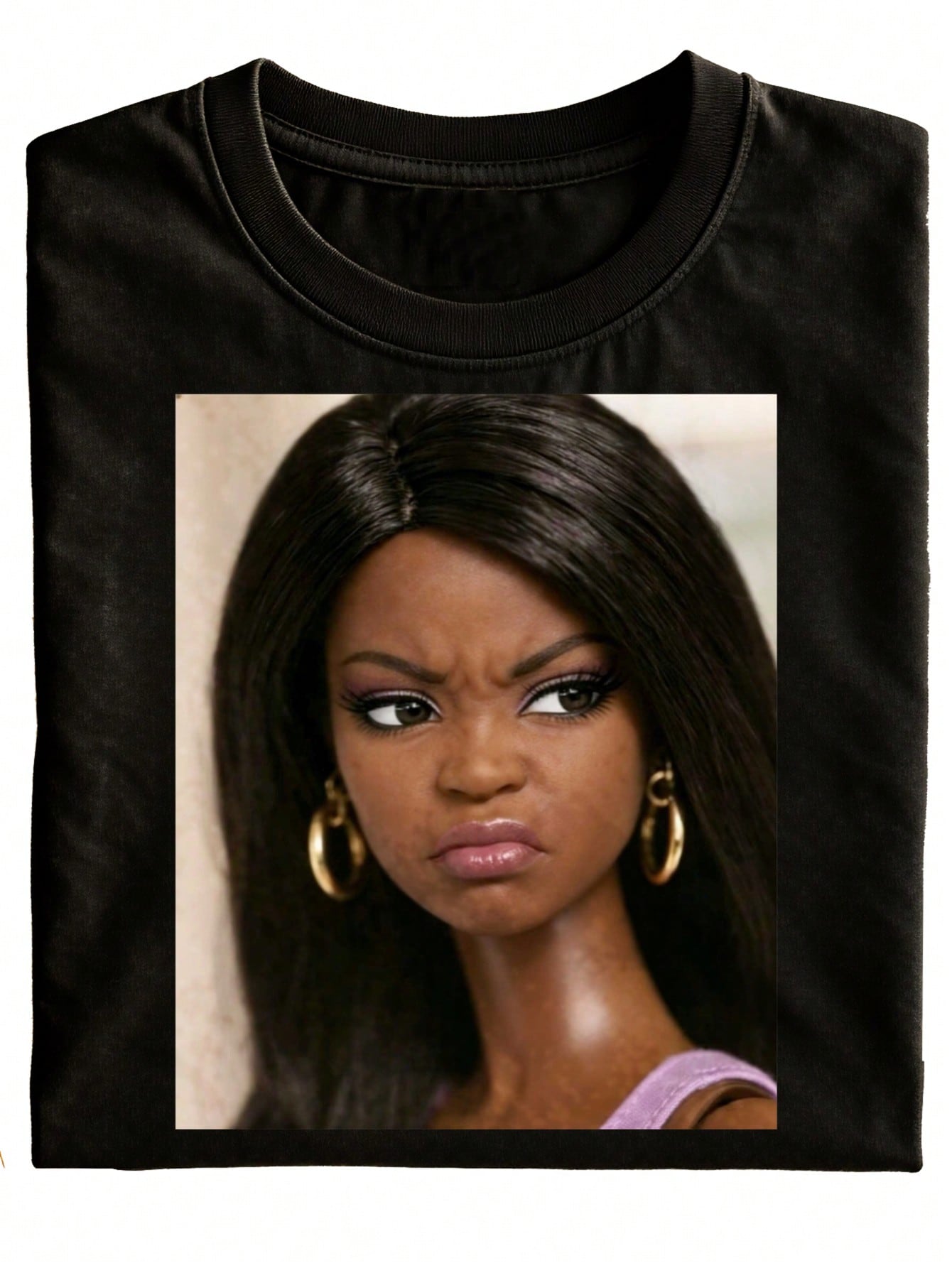 A And Humorous Unisex T-Shirt Featuring A Woman With Striking Facial Expressions And Golden Earrings, Perfect For Casual Outings And As A Holiday Gift. This Stylish And Easy-To-Match Short-Sleeve Top Is Perfect For Everyday Wear And Comes In Plus Sizes.