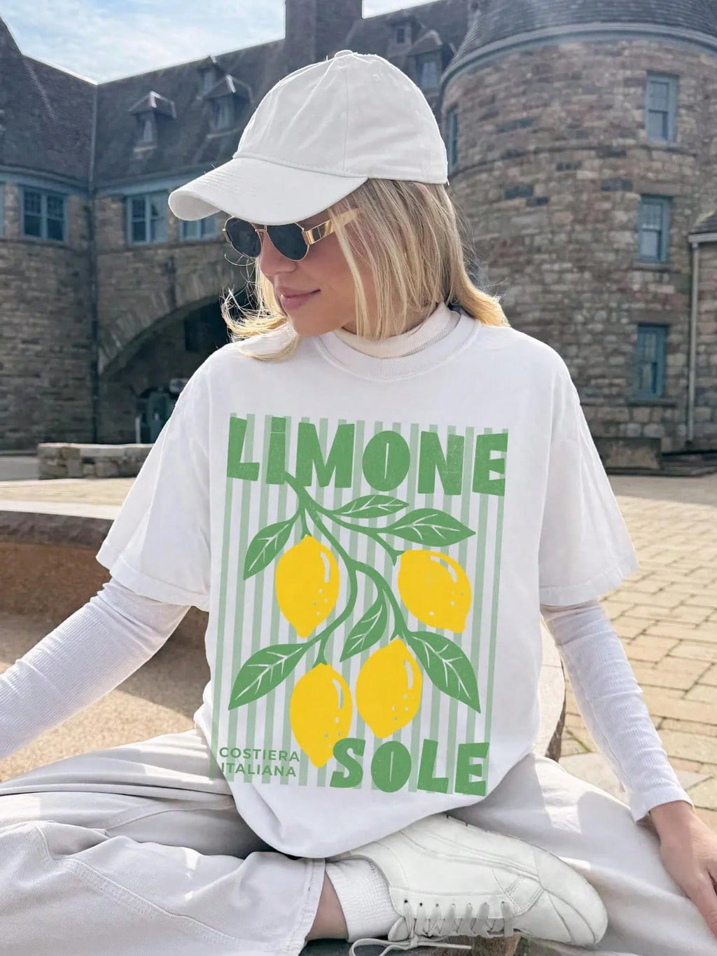 Amalfi Coast Lemon Fruit Graphic Tee Mediterranean Summer Short Sleeve T-Shirt Italian Holiday Aesthetic Crewneck Vacation Top