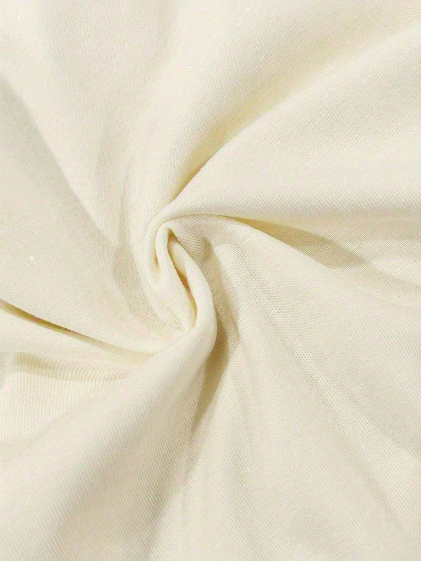 She Loves Jesus And America Too Graphic Tee Christian Cross Faith T-Shirt Patriotic 4th Of July Flower Flag Southern Country Girl Summer Tshirt