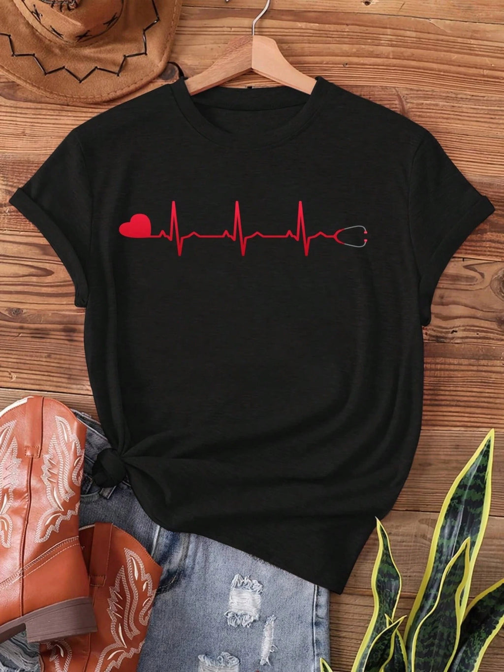 Soft breathable crew neck tee with stylish nurse heartbeat print, comfy everyday casual short sleeve top for nurses and healthcare workers