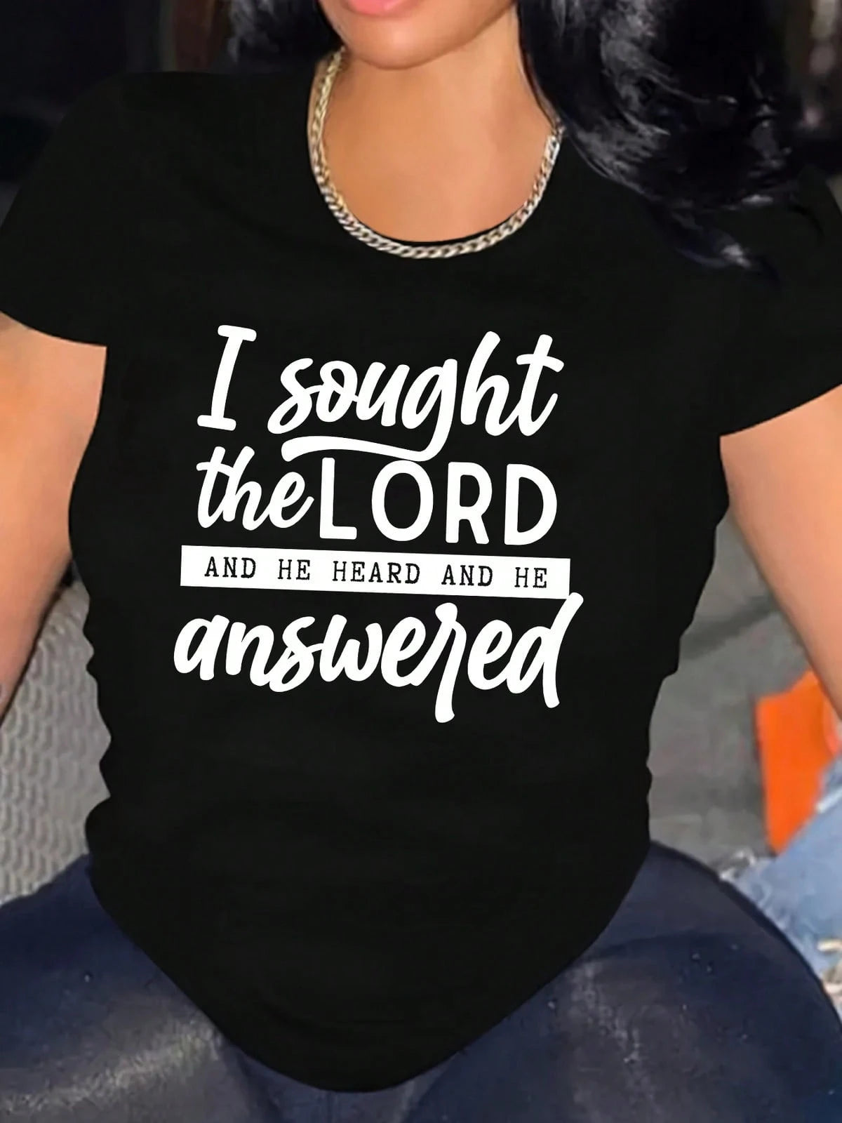 I Sought the Lord Faith T-Shirt, Womens Loose Fit Crew Neck, Soft Comfortable Cotton Blend Short Sleeve - Stylish Gift for Mothers Day, Easter, Birthdays, Casual Wear and Special Occasions